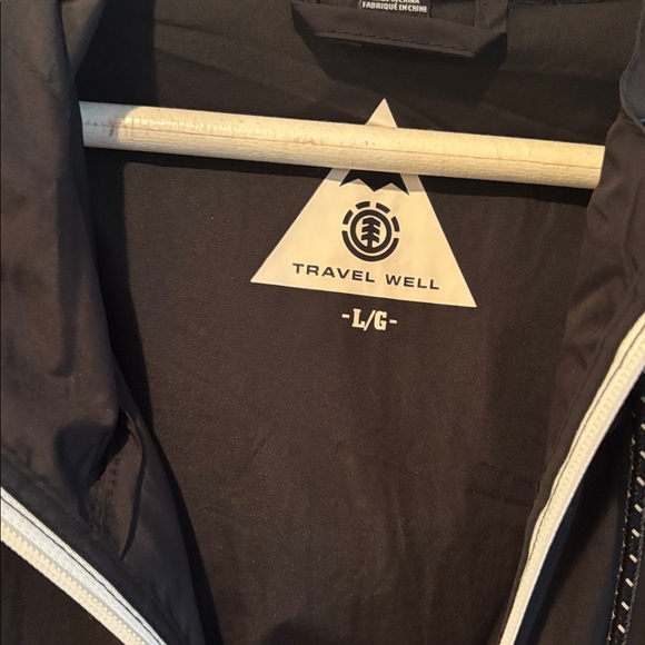 Men's Element Rain Jacket - Picture 2 of 6